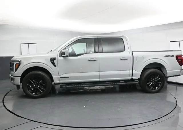 Used 2024 White Ford Lariat image 5