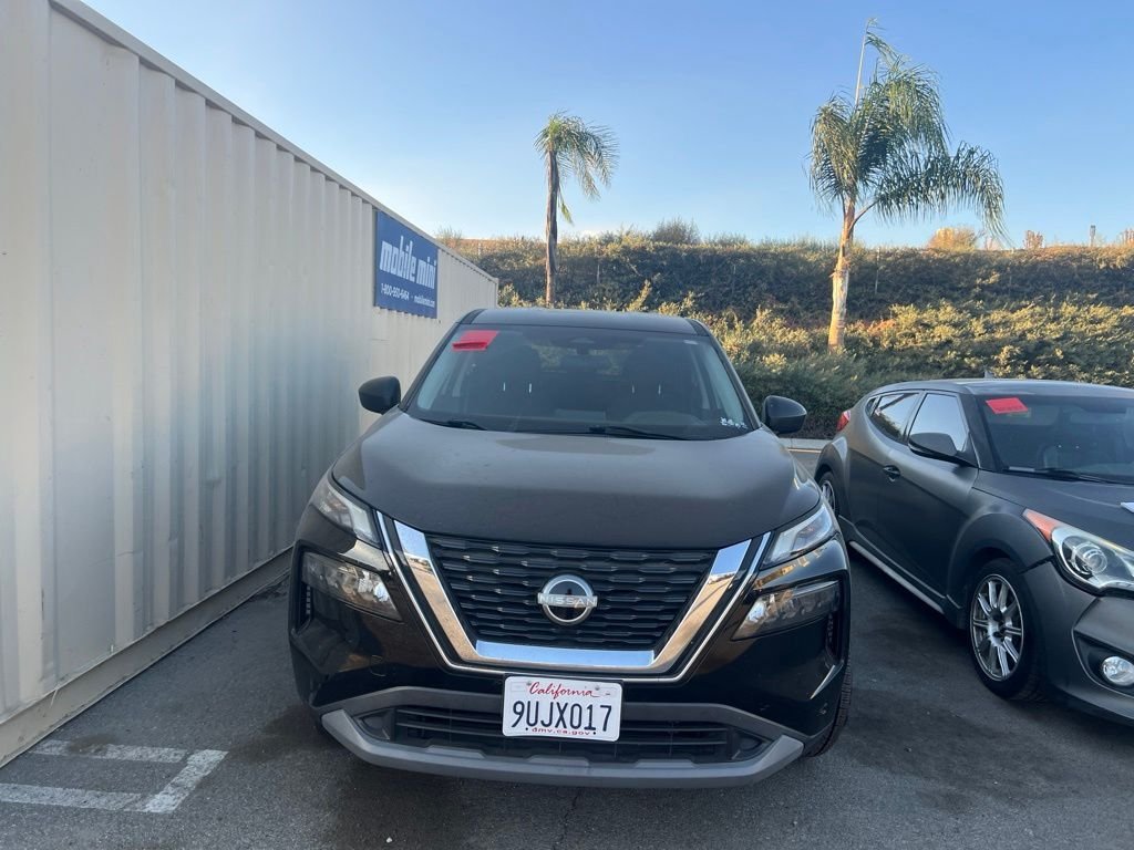 Used 2023 Black Nissan S image 3