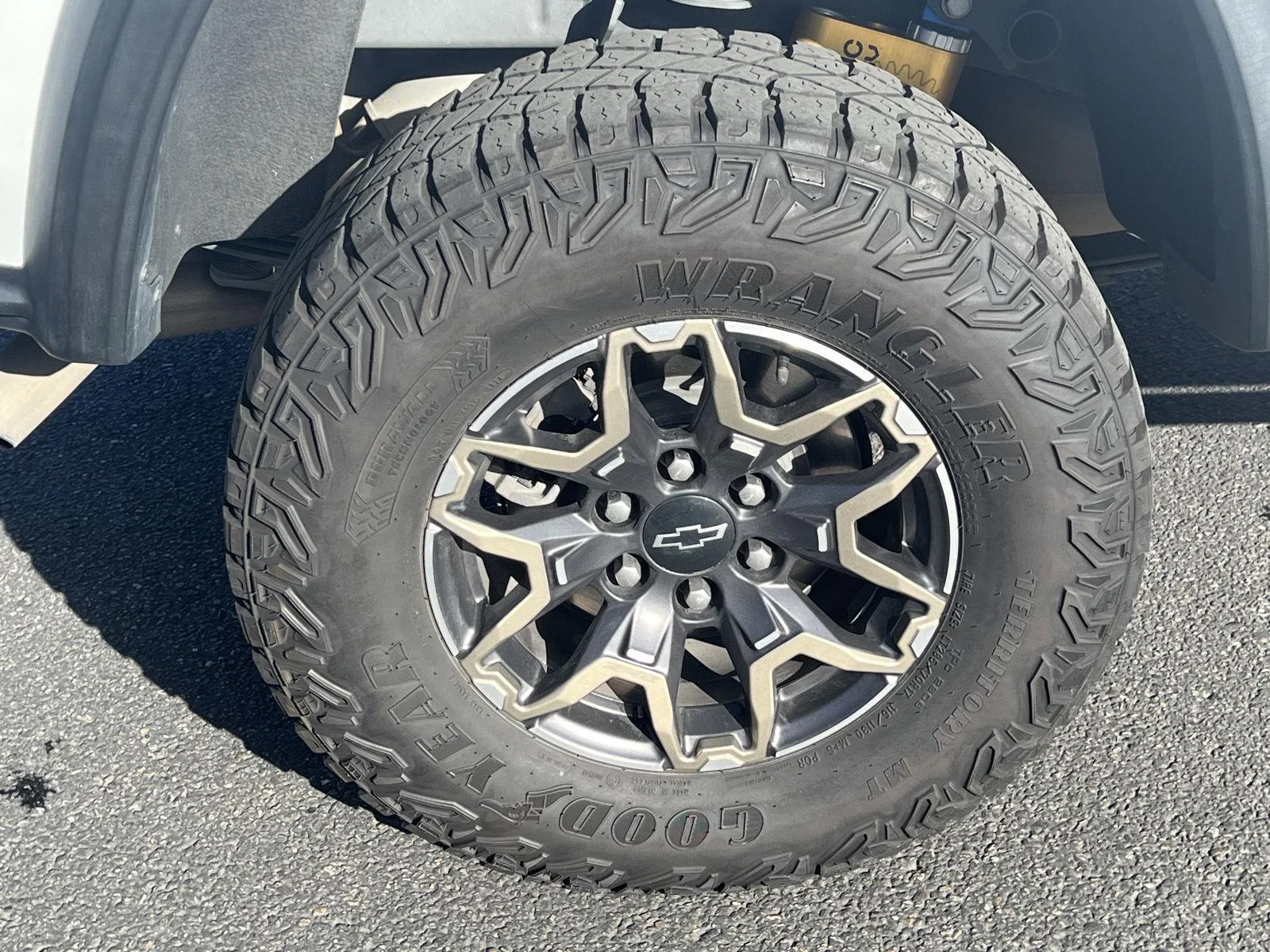 2024 Chevrolet Colorado ZR2 - Photo 20