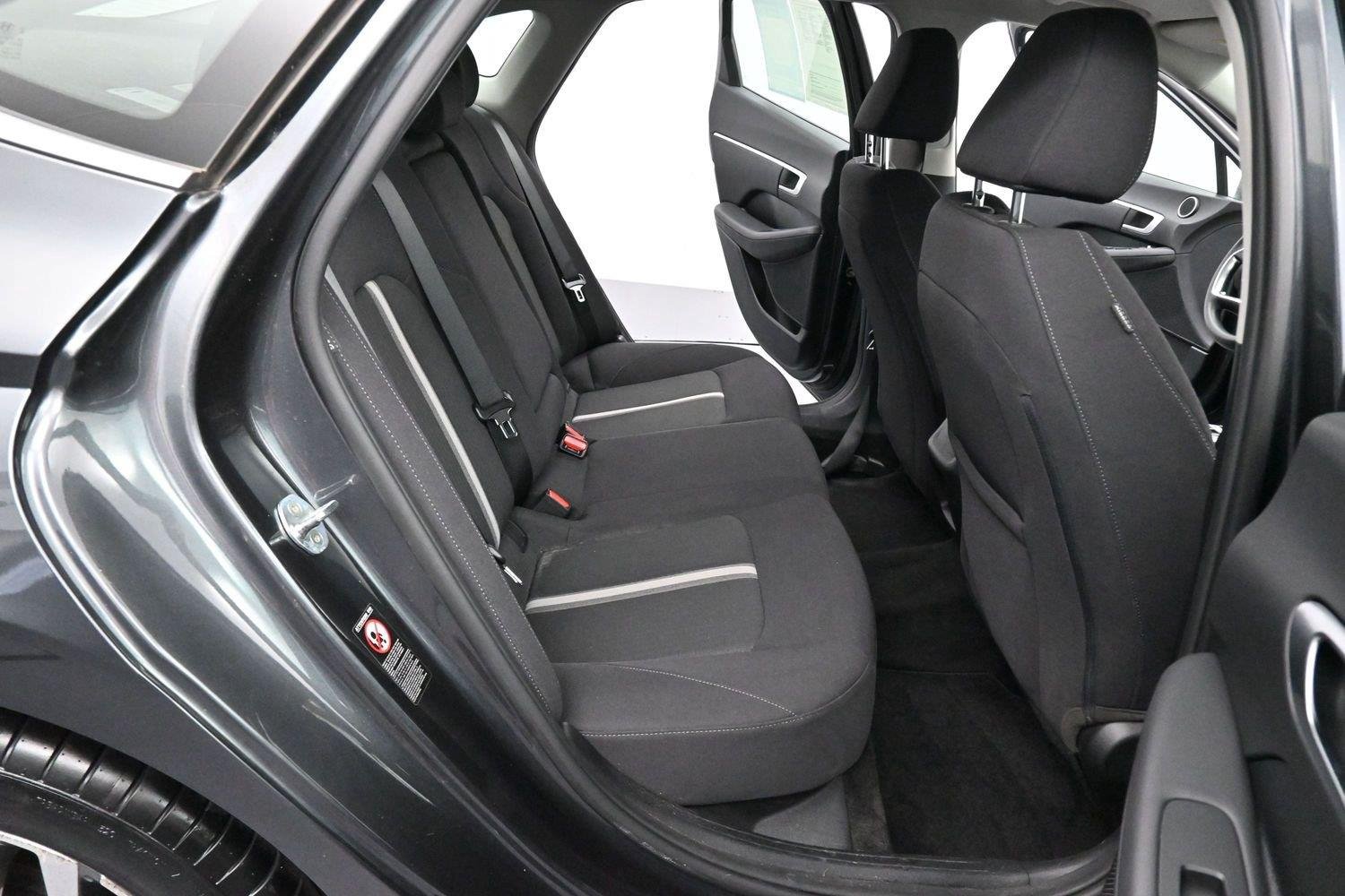Used 2022 Portofino Gray Hyundai SEL image 27