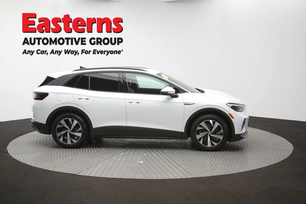 Used 2023 White Volkswagen Pro image 43