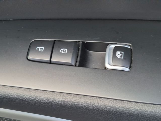 Certified Used 2023 Black Kia S image 40