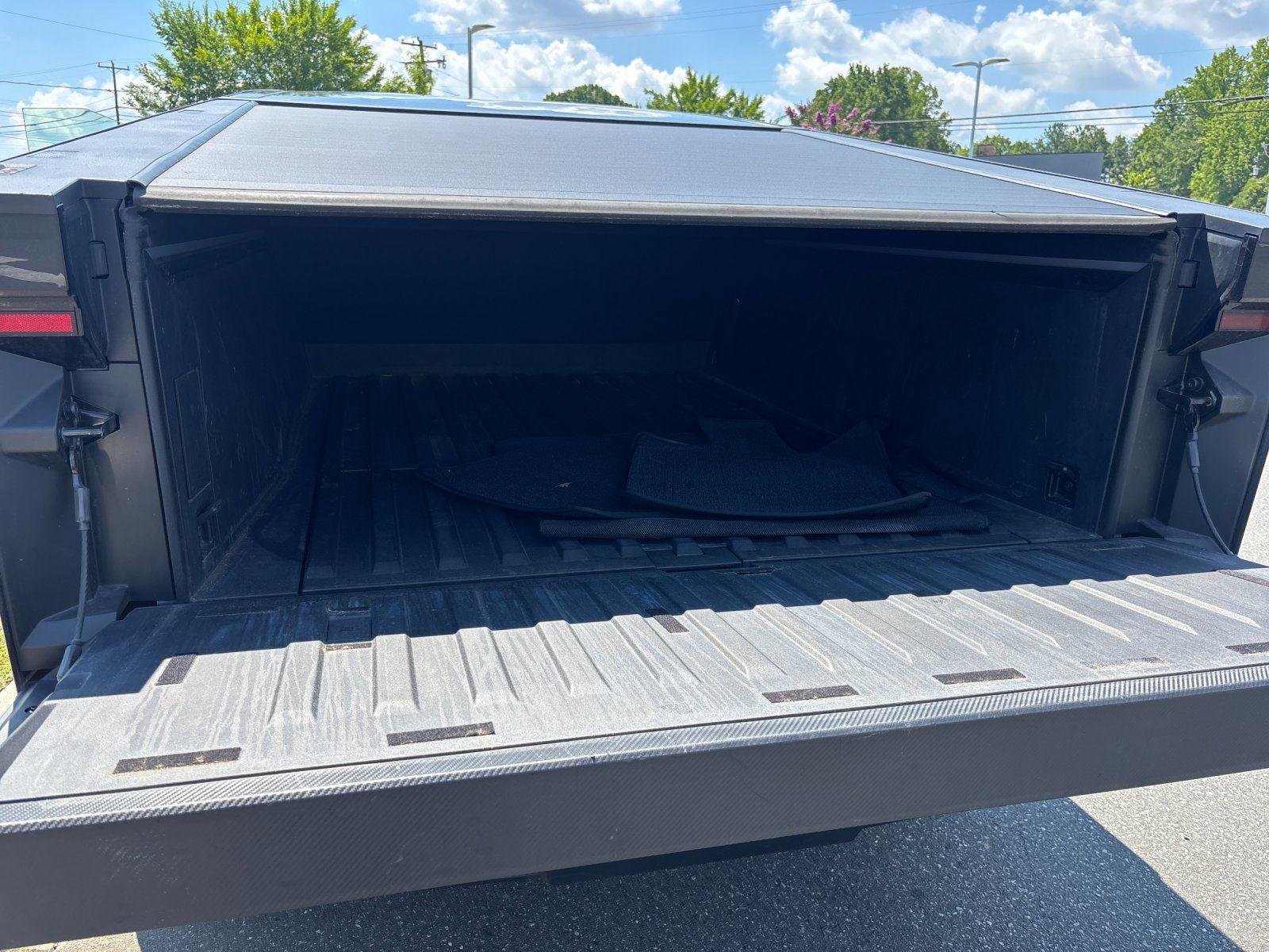 Used 2024  Tesla Cyberbeast image 36