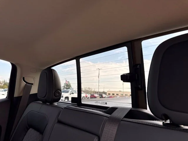 Used 2020 Blue Metallic Chevrolet Z71 image 15