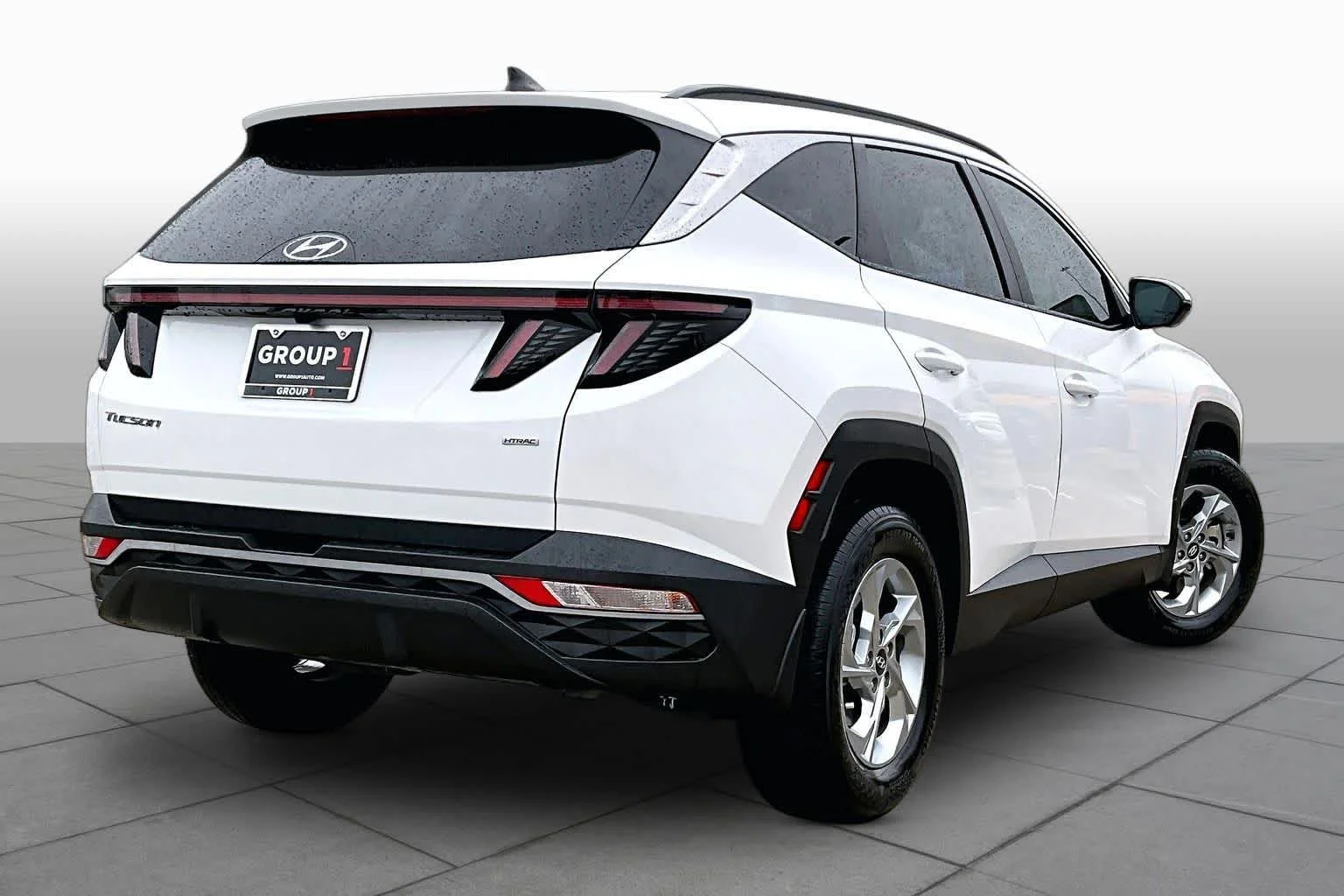 Used 2023 Serenity White Pearl Hyundai SEL image 13