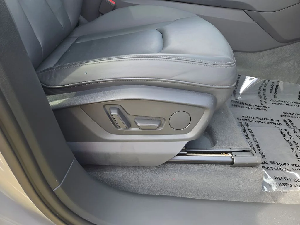 2022 Audi Q7 Premium Plus - Photo 14