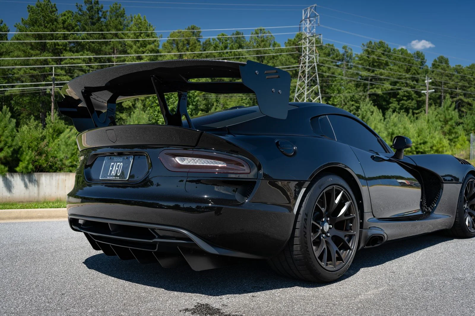 Used 2014 Black Dodge SRT image 23