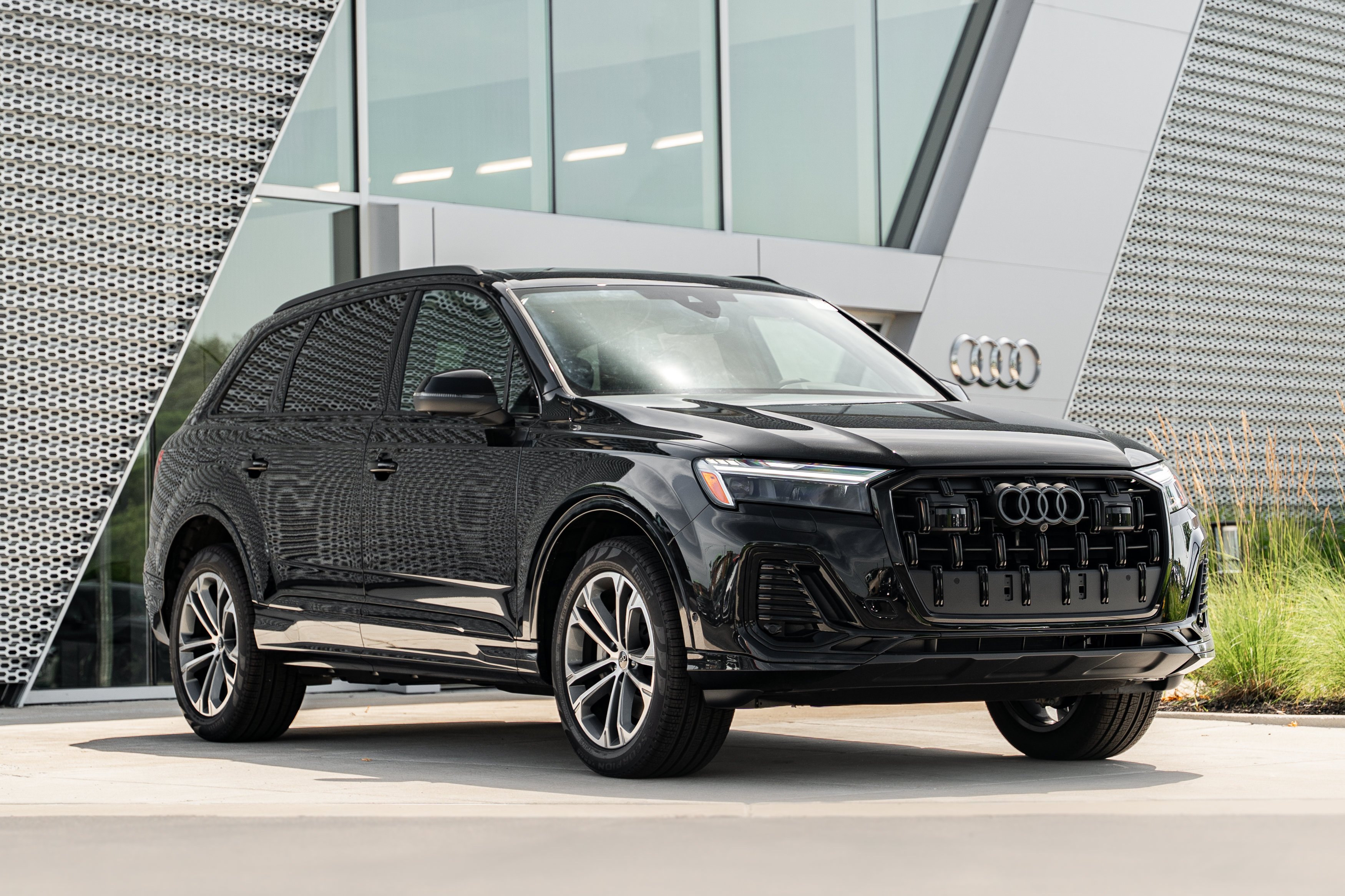 2026 Audi Q7 45 Premium Plus quattro Tiptronic's photo