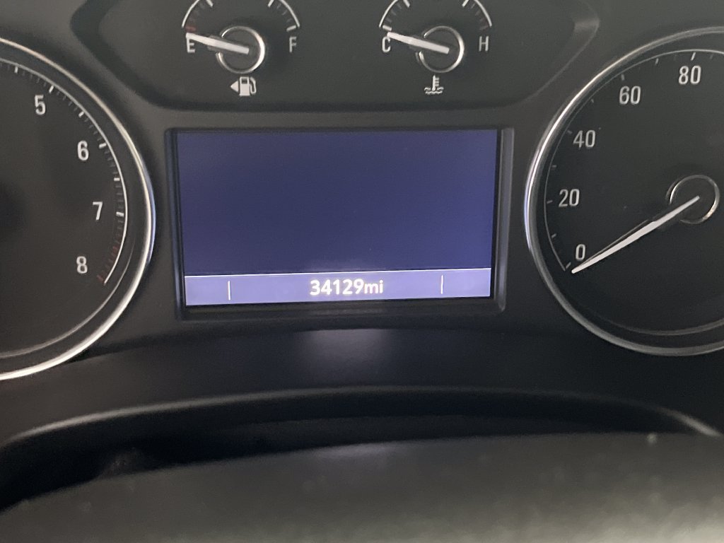 Used 2024 Black Buick Essence image 18