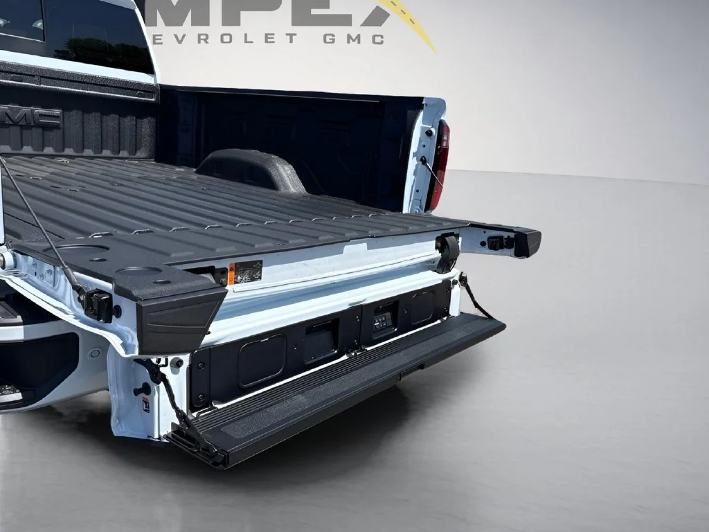 New 2026 Glacier White Tricoat GMC Denali Ultimate image 33