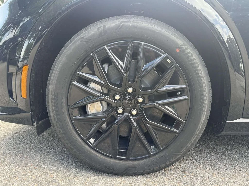 New 2026 Black Ford Premium image 9