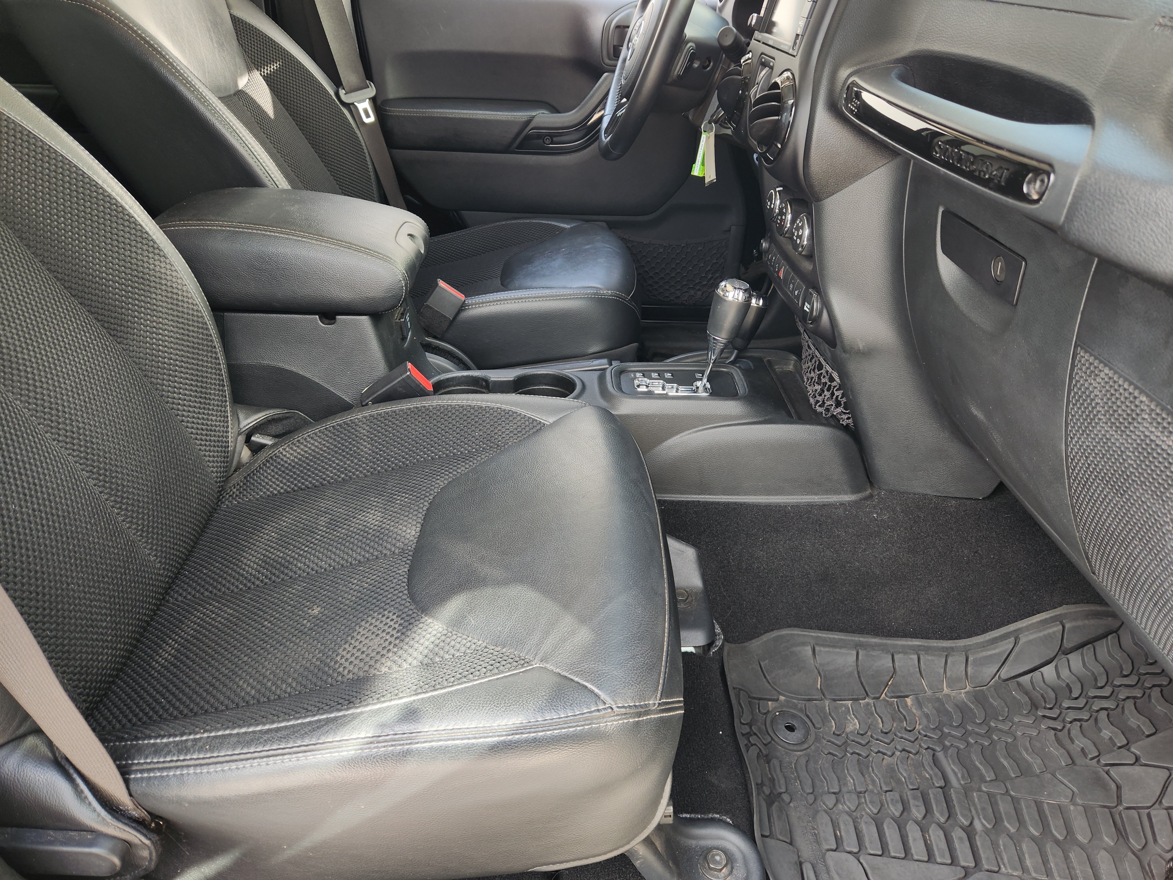 Used 2017 Black Clearcoat Jeep Winter image 15