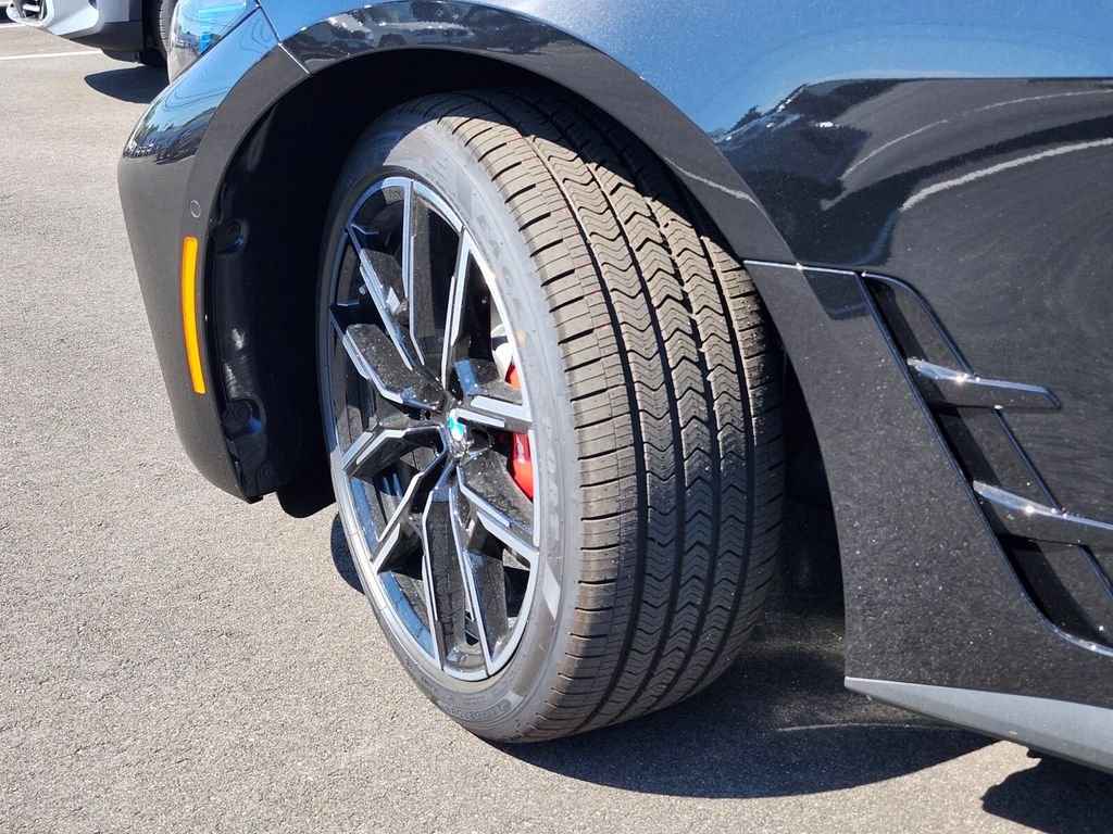 New 2026 Black BMW M60 image 33