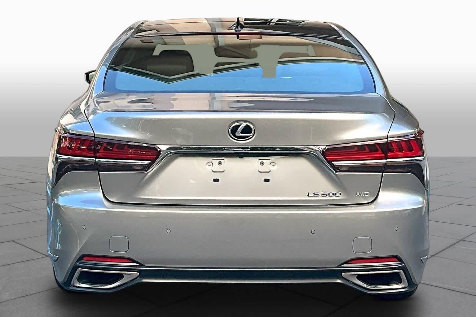Pre-Owned 2018 Lexus LS 500