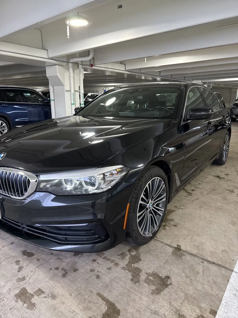 2019 BMW 5 Series 530i xDrive Sedan's photo