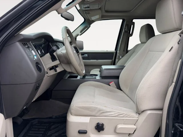 Used 2014 Tuxedo Black Metallic Ford XLT image 11