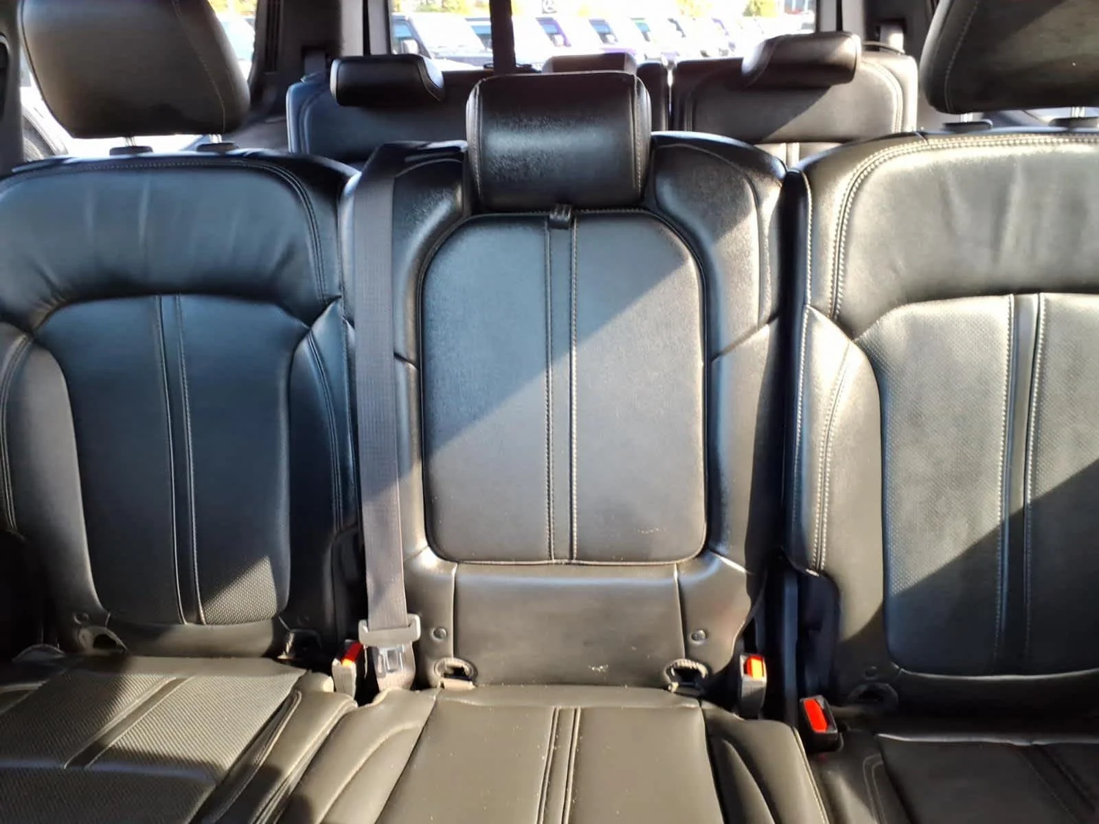 Certified Used 2023 Diamond Black Crystal Pearlcoat Jeep  image 18