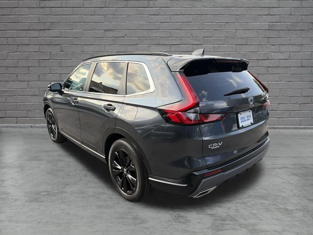 Certified Used 2023 Meteorite Gray Metallic Honda Sport Touring image 9