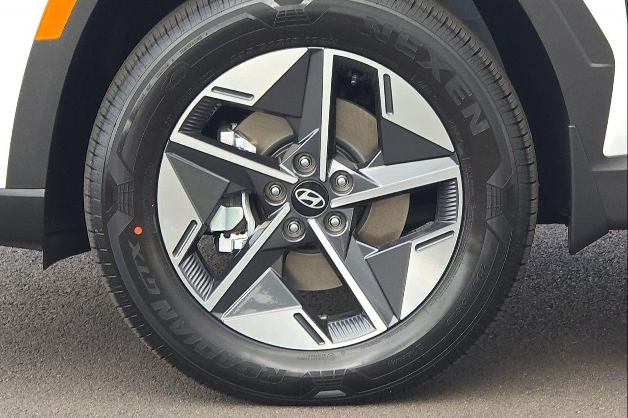 New 2026 White Hyundai SEL image 24