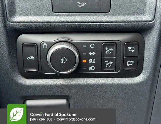New 2026 White Ford XLT image 23