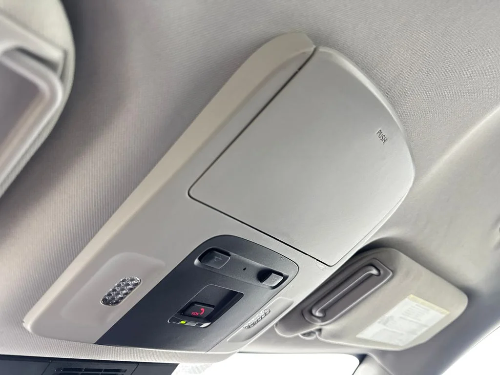 Used 2025 White Toyota LE image 74