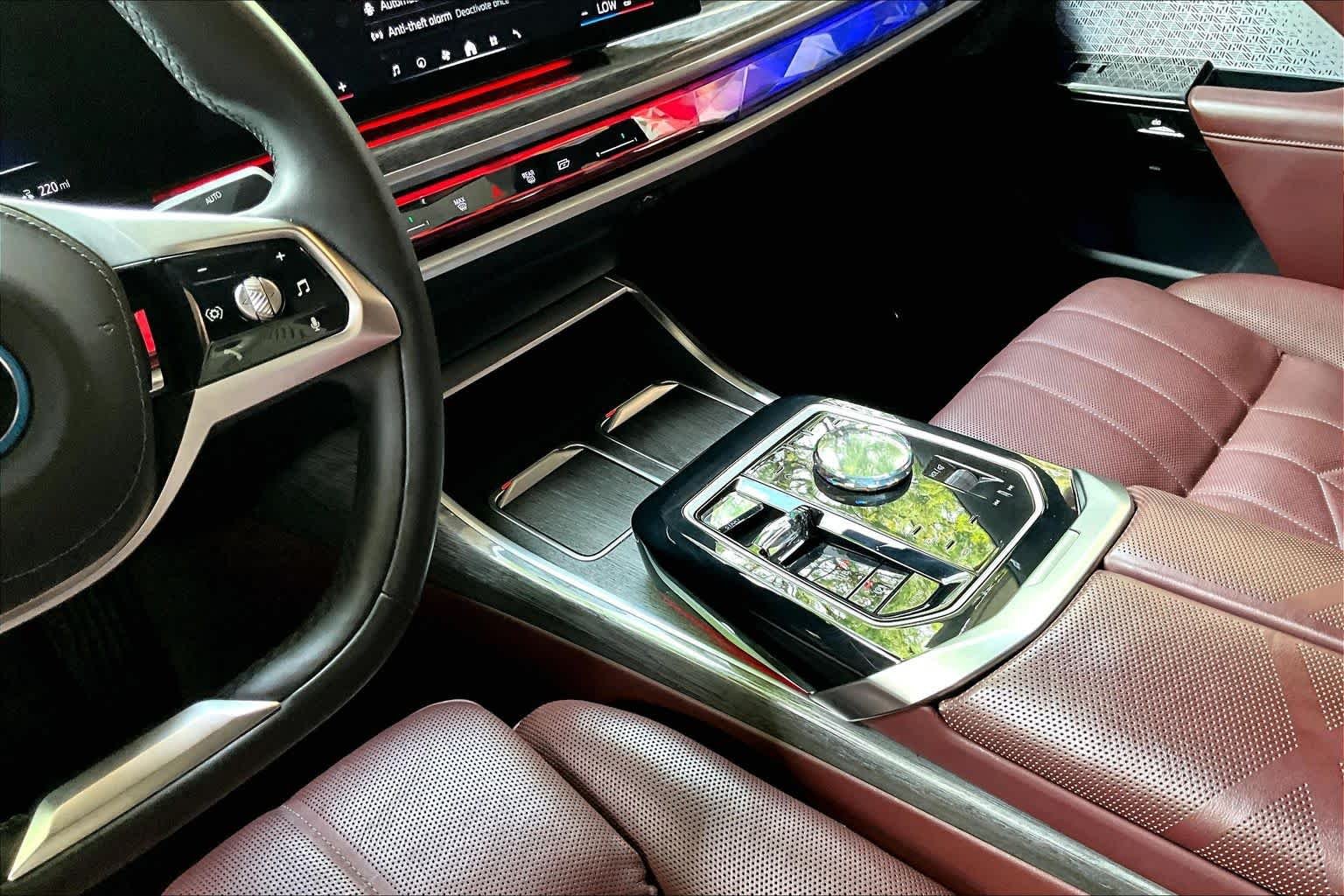 Used 2024 Carbon Black Metallic BMW xDrive60 image 16