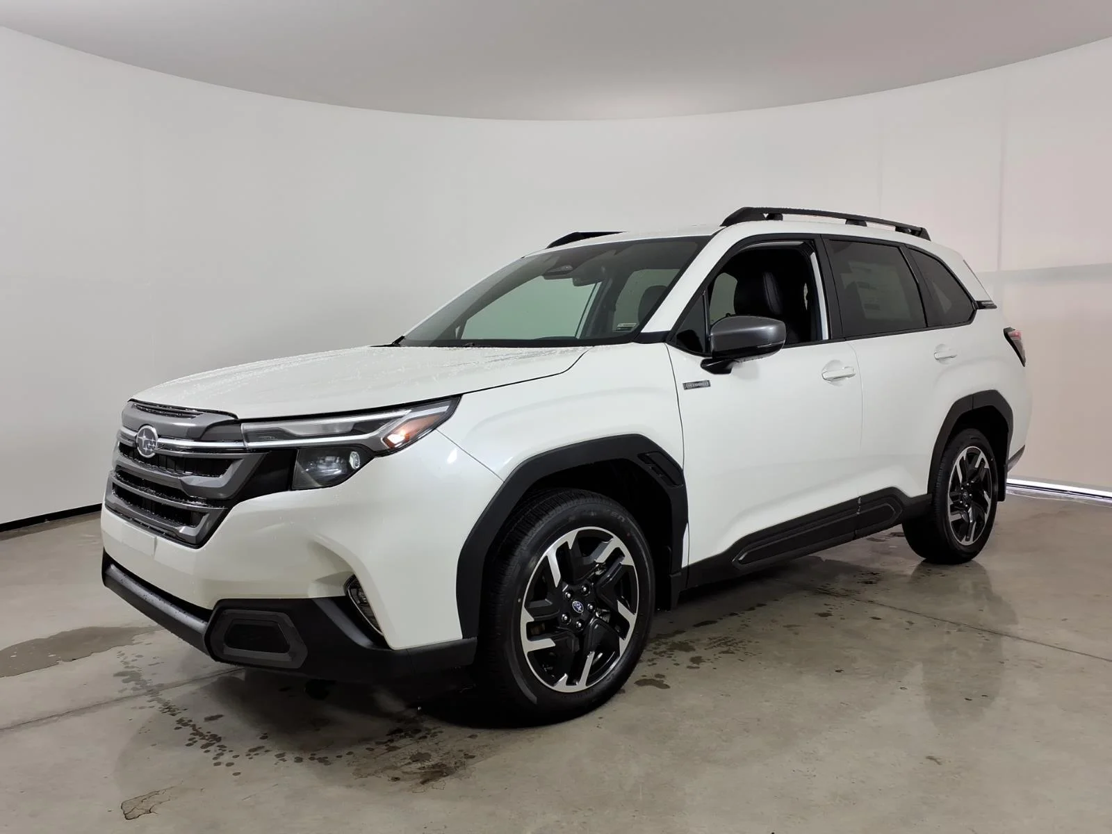 New 2026 CRYSTAL WHITE PEARL SUBARU Limited Hybrid image 23