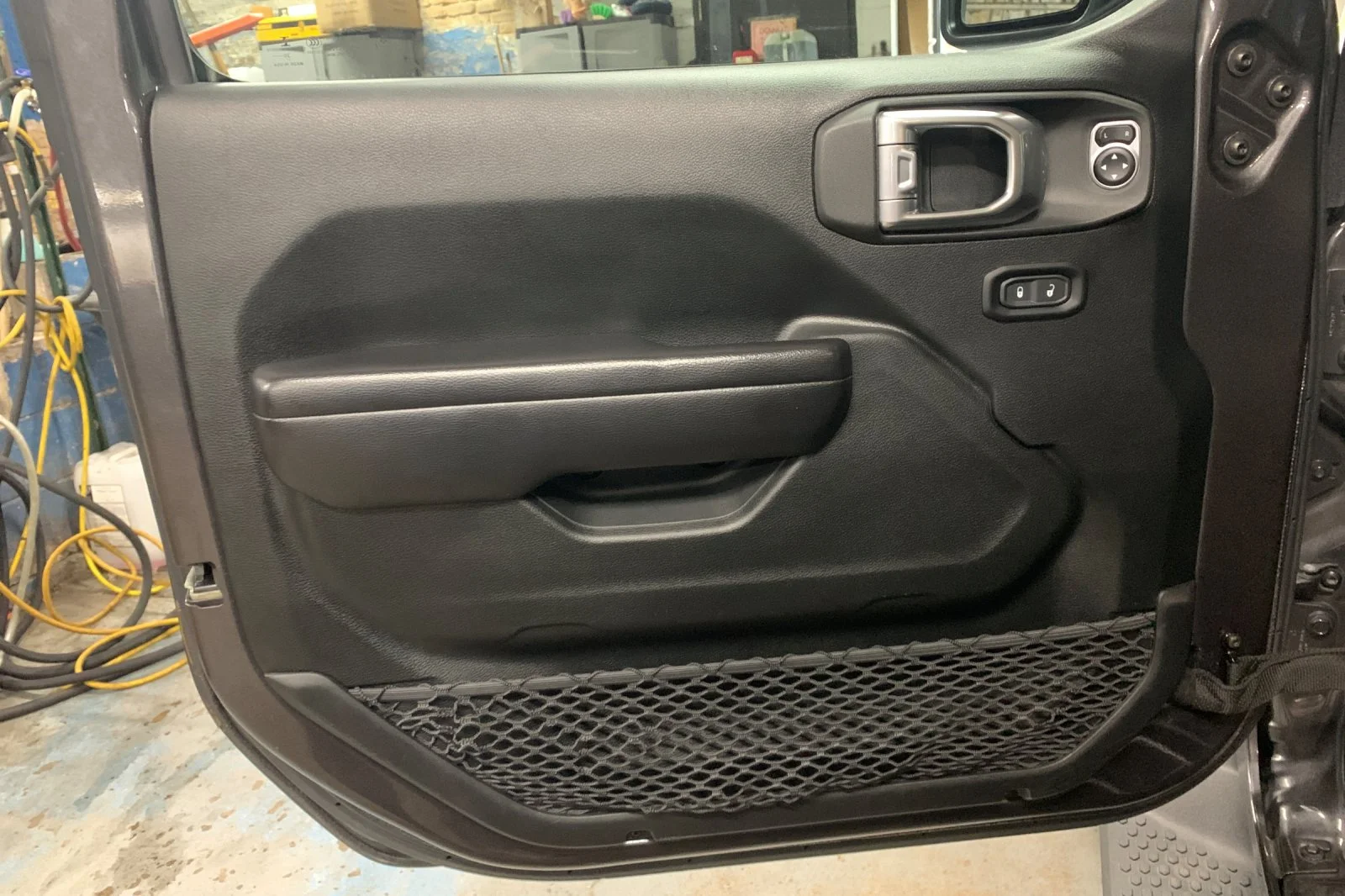 Used 2021 Crystal Metallic Jeep Unlimited Sport S image 11