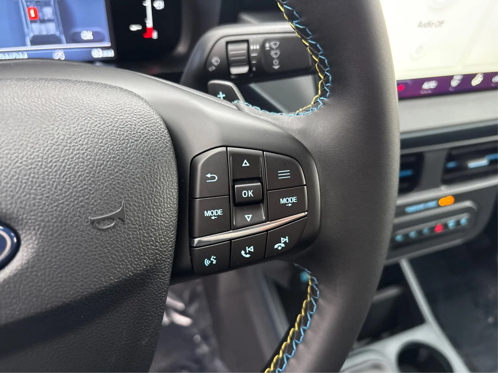 New 2026 Velocity Blue Ford Maverick Lobo™ image 22
