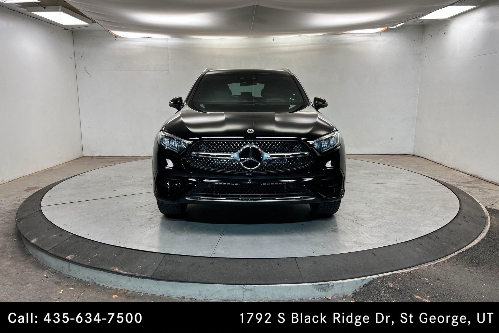 Used 2026 Black Mercedes-Benz GLC 300 image 9
