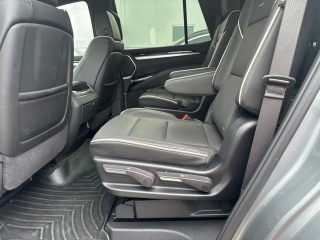 Used 2025 Silver Cadillac Premium Luxury image 11