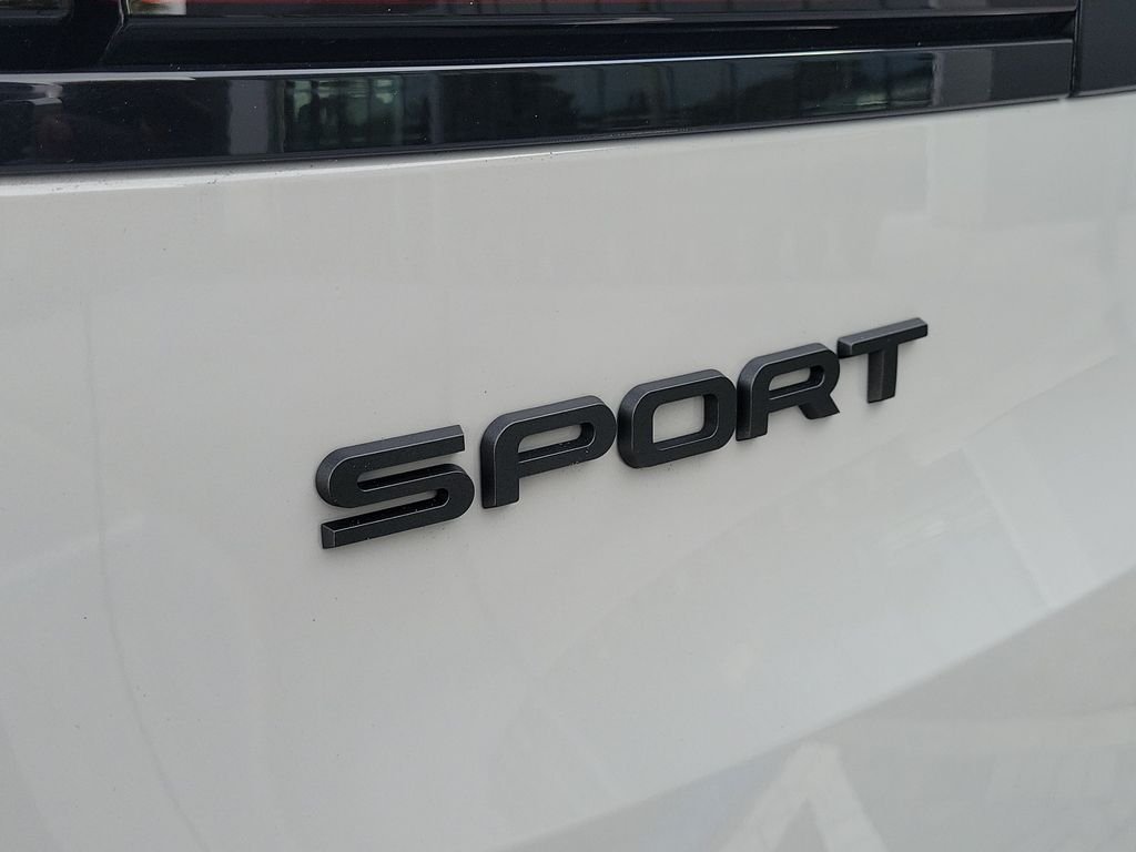 Certified Used 2025 Borasco Grey Metallic Land Rover Dynamic SE image 10