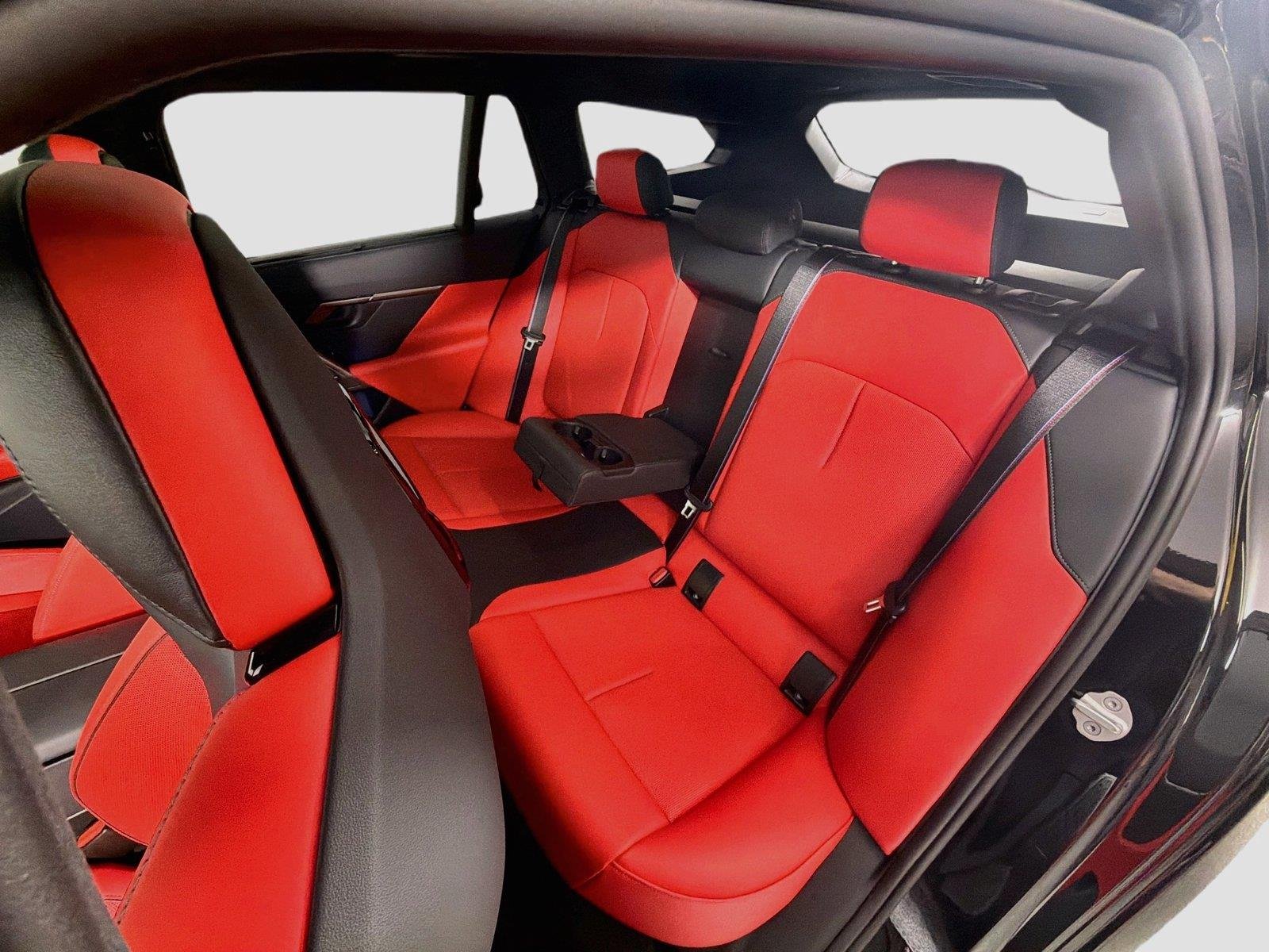 New 2027 Black Sapphire Metallic BMW Touring image 26