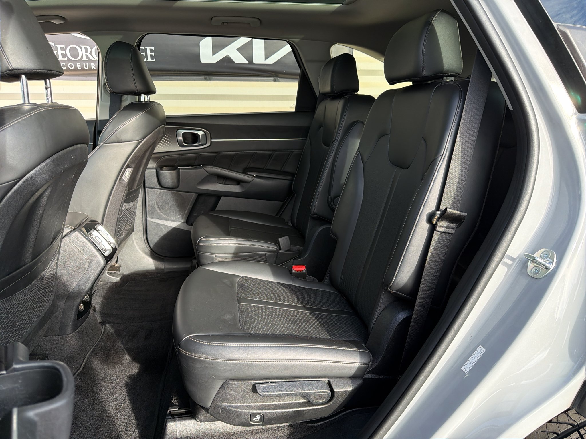 Certified Used 2023 Wolf Gray Kia SX image 12