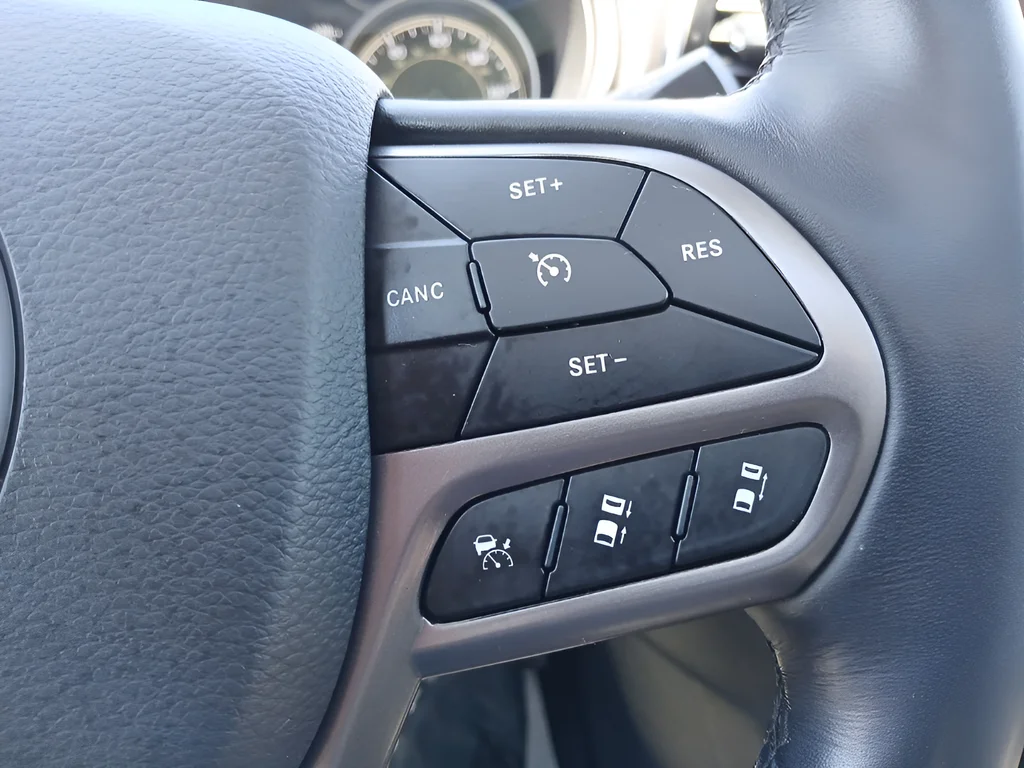Used 2021 Red Jeep Limited image 20
