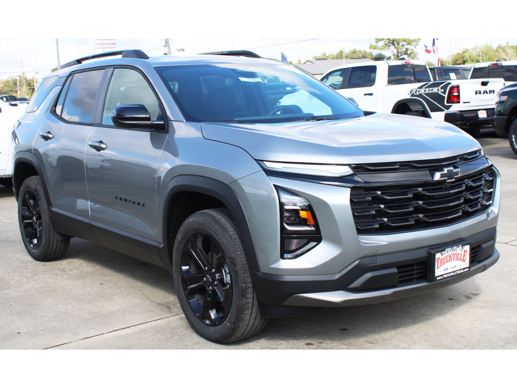 2027 Chevrolet Equinox LT - Photo 19