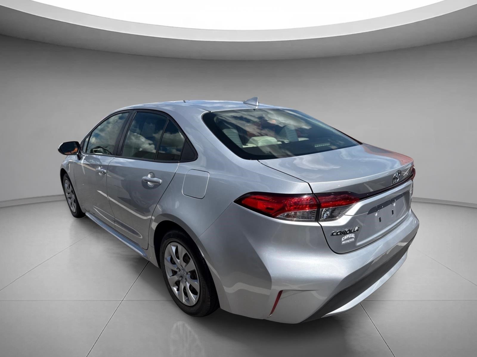 Used 2020 Classic Silver Metallic Toyota LE image 8