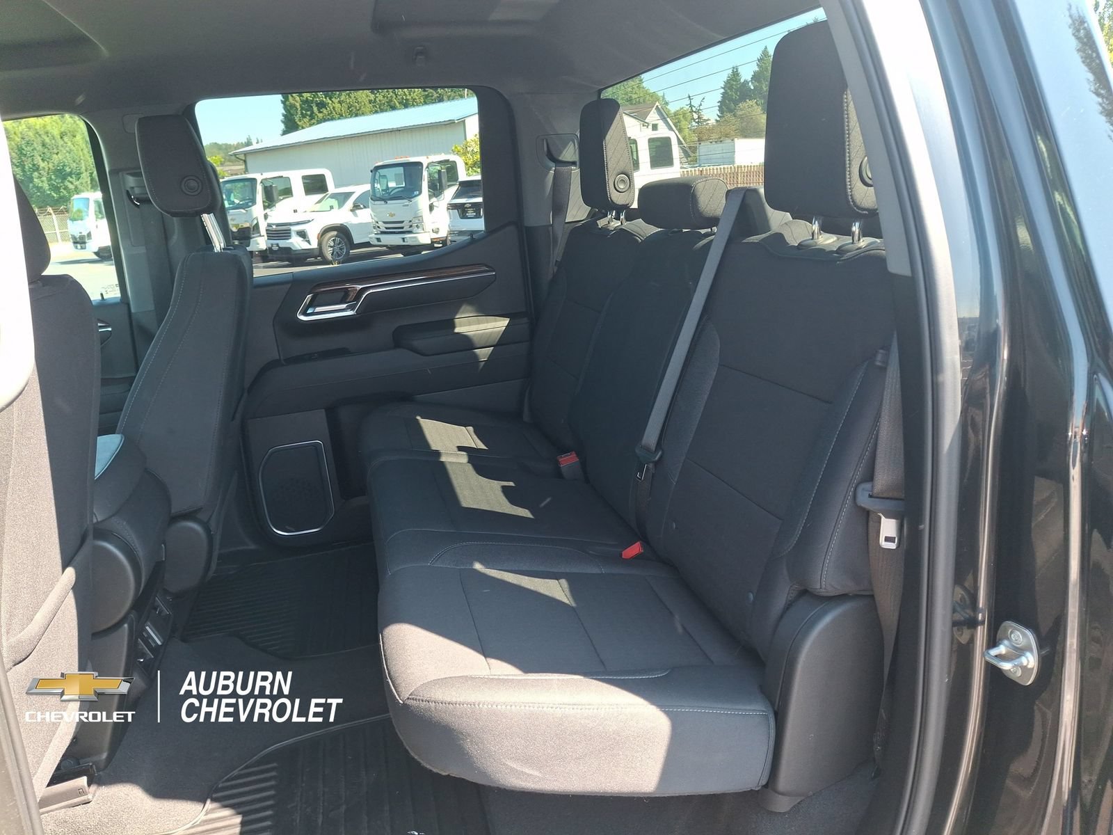 2025 Chevrolet Silverado 1500 LT - Photo 16