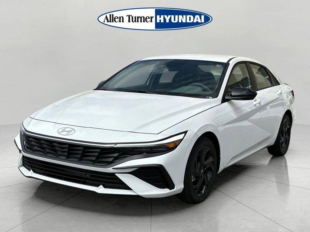 New 2026 Serenity White Hyundai SEL Sport image 3