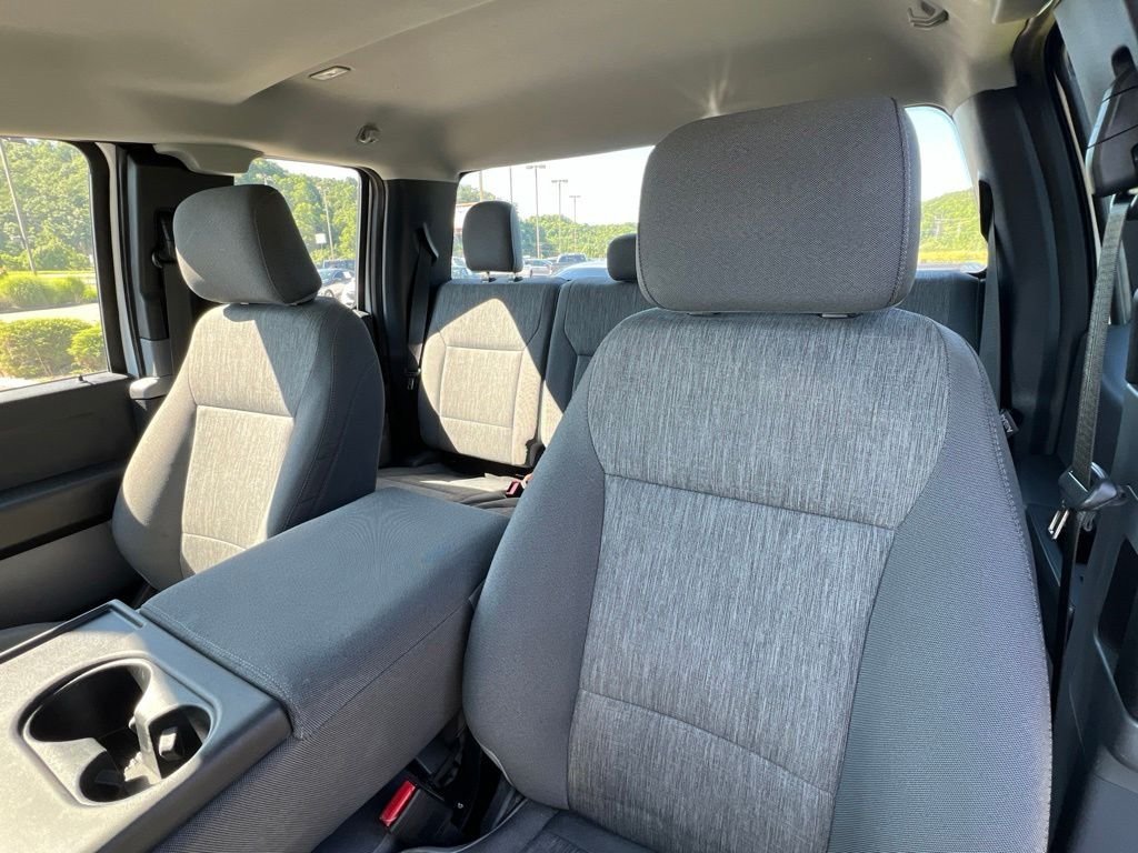 Used 2022 Oxford White Ford XL image 32
