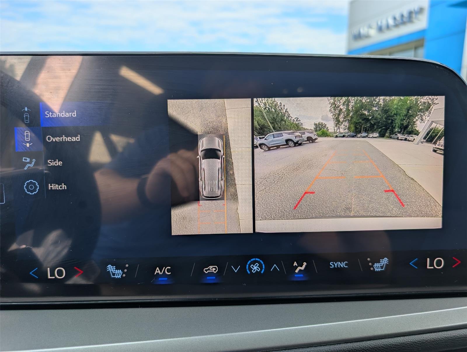New 2027 Summit White Chevrolet LT image 15