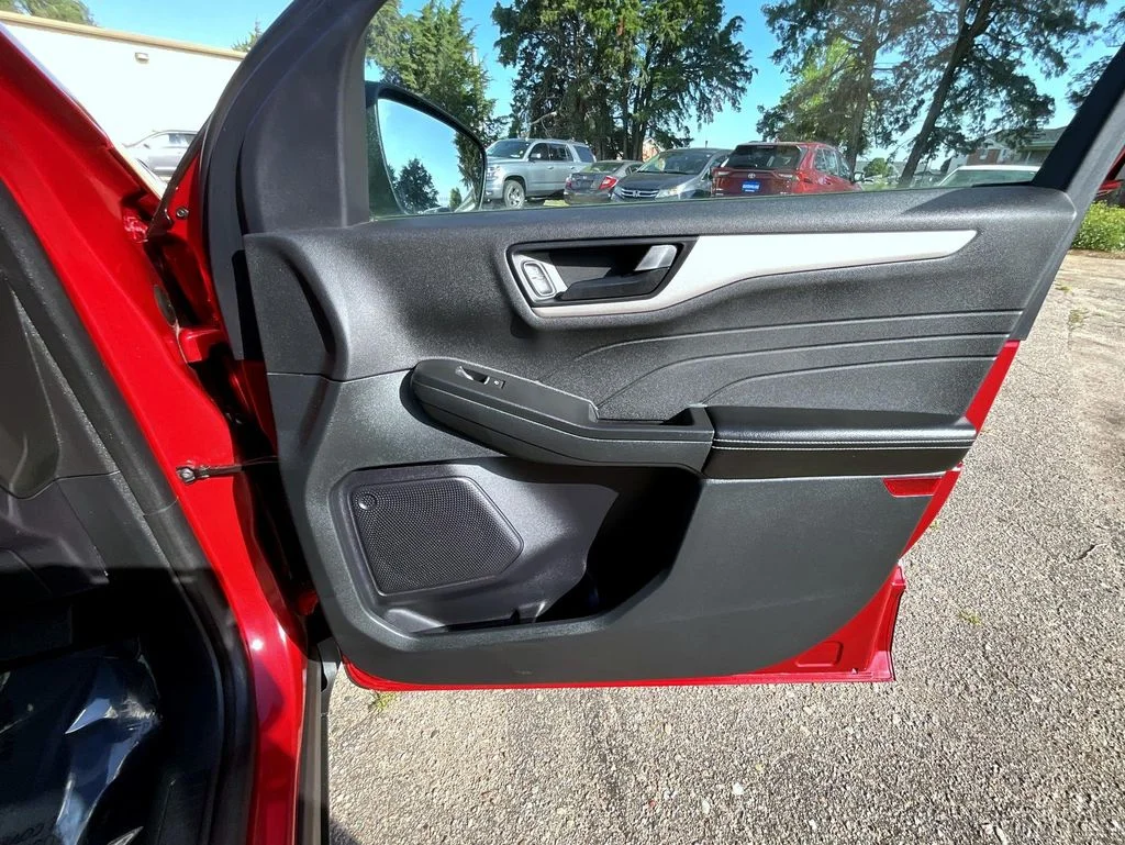 2022 Ford Escape SE - Photo 12