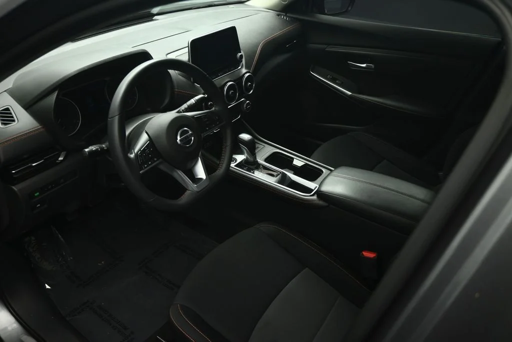 Used 2022 Gray Nissan SR image 46