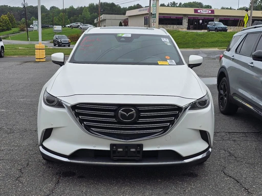 Used 2018 White Mazda Grand Touring image 8