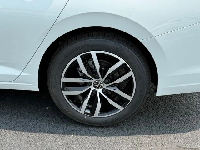 New 2026 White Volkswagen 1.5T SE image 6