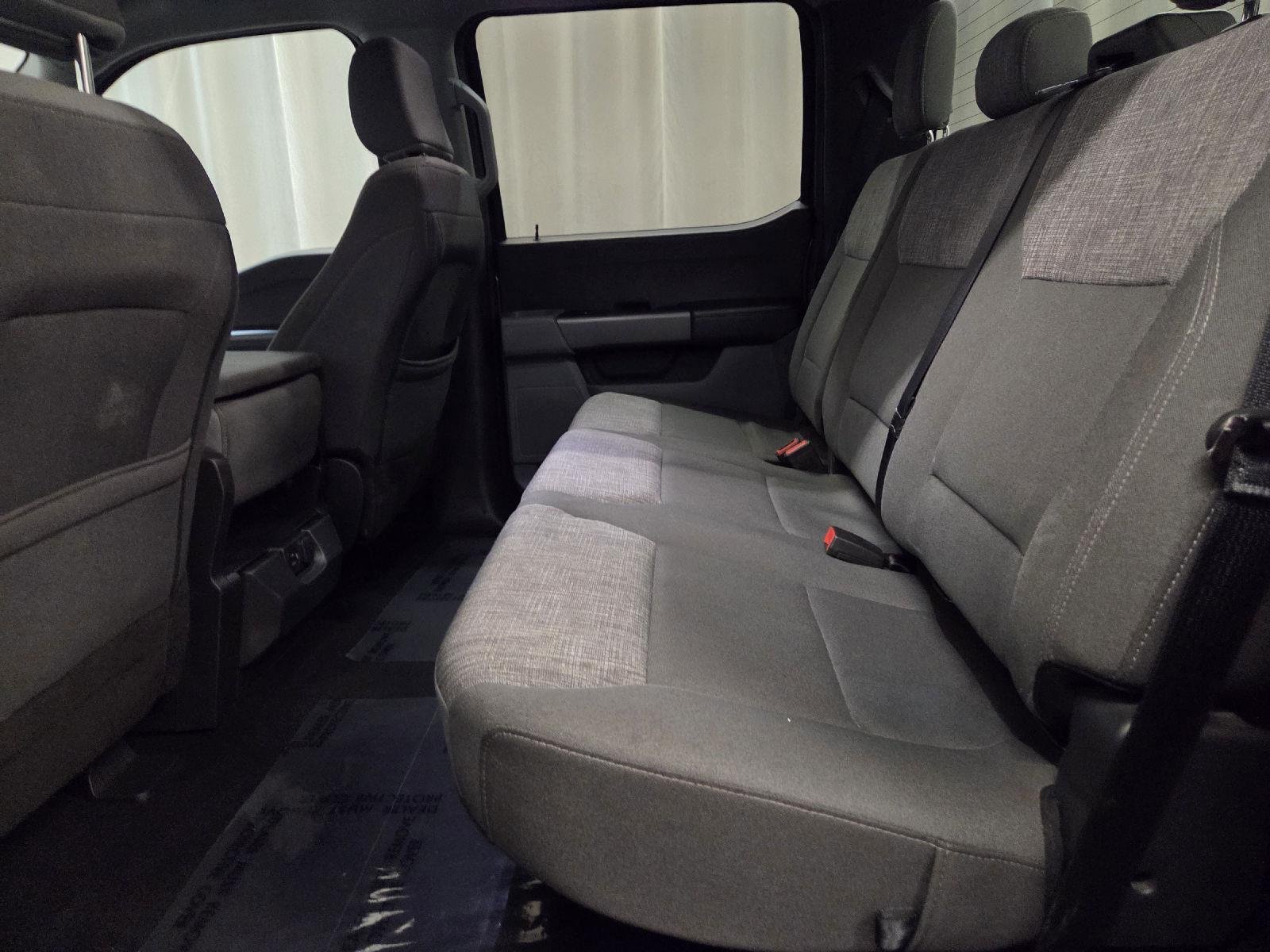 Used 2023 GRAY Ford XLT image 18