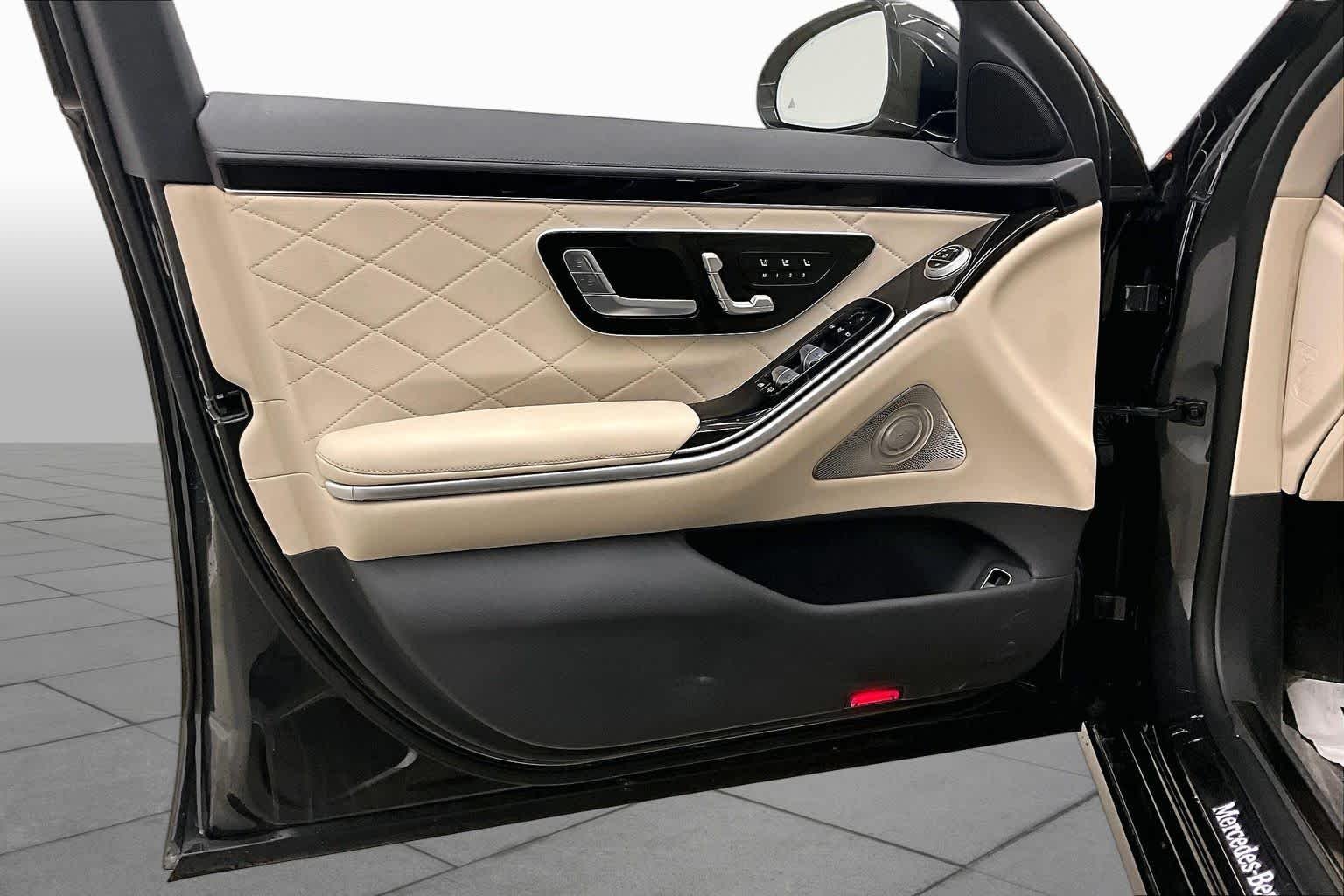 Used 2022 Graphite Grey Mercedes-Benz S 500 image 20