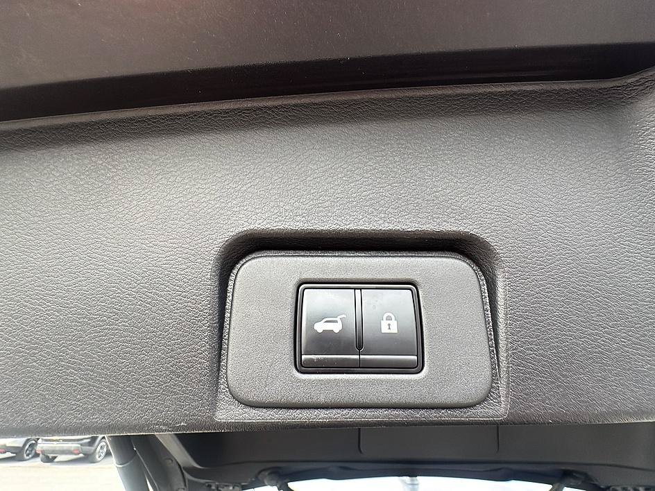 Certified Used 2025 Gun Metallic Nissan SV image 20