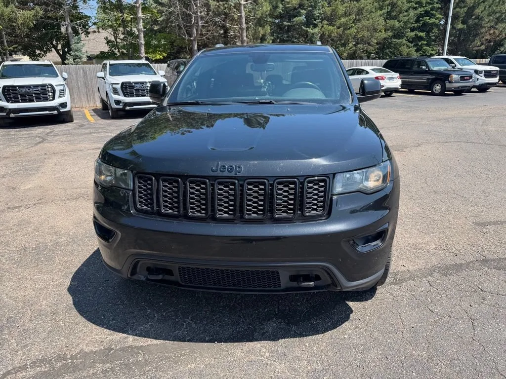 Used 2019 Black Jeep Upland 4x4 image 3