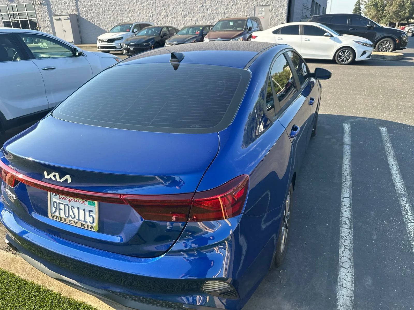 Used 2023 Deep Sea Blue Kia LXS image 9